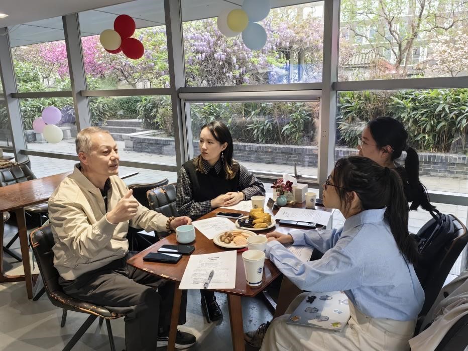 c3f50ce7fa624ec3bba8a3b3218b1d0b.jpg c3f50ce7fa624ec3bba8a3b3218b1d0b.jpg