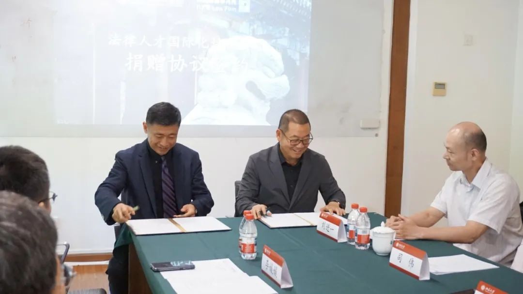 fafd813b366e4d9e8a1a8512362bba48.jpg fafd813b366e4d9e8a1a8512362bba48.jpg